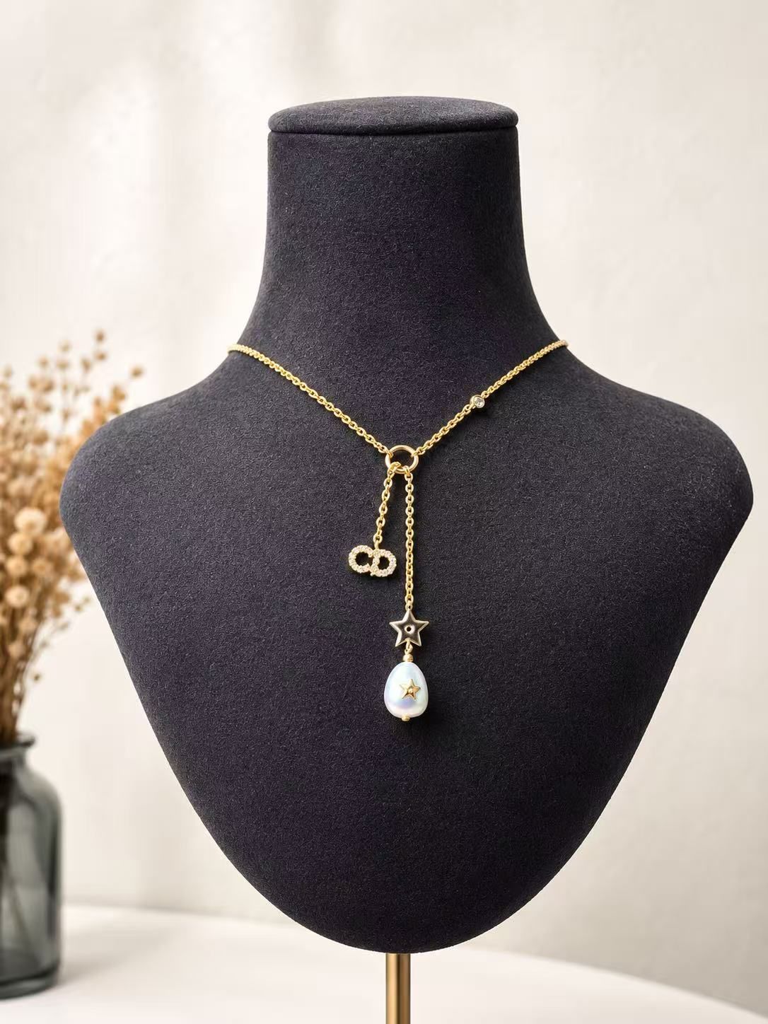 Dior ディオール CDロゴ 星モチーフ パール ネックレス ゴールド アクセサリー 箱 保存袋付き 29,900円