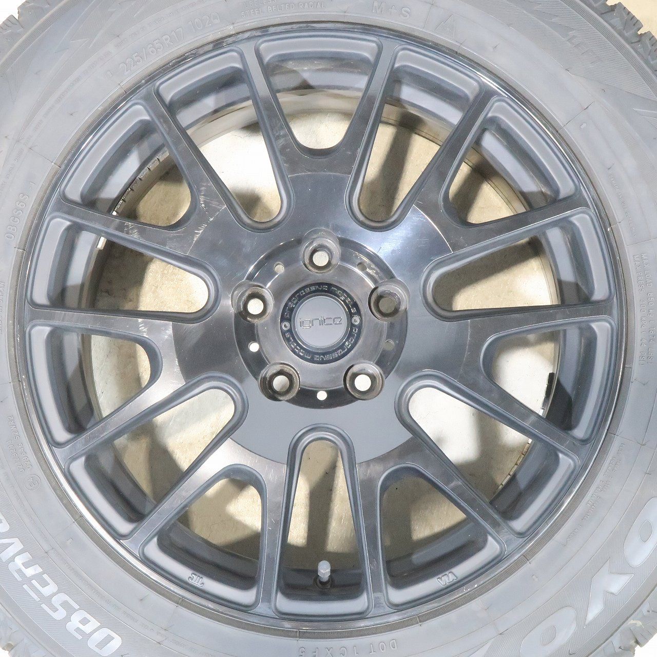 RAV4 50系 ハリアー 80系 60系 等に 4本 IGNITE 17インチ 7.5J +35 5H 