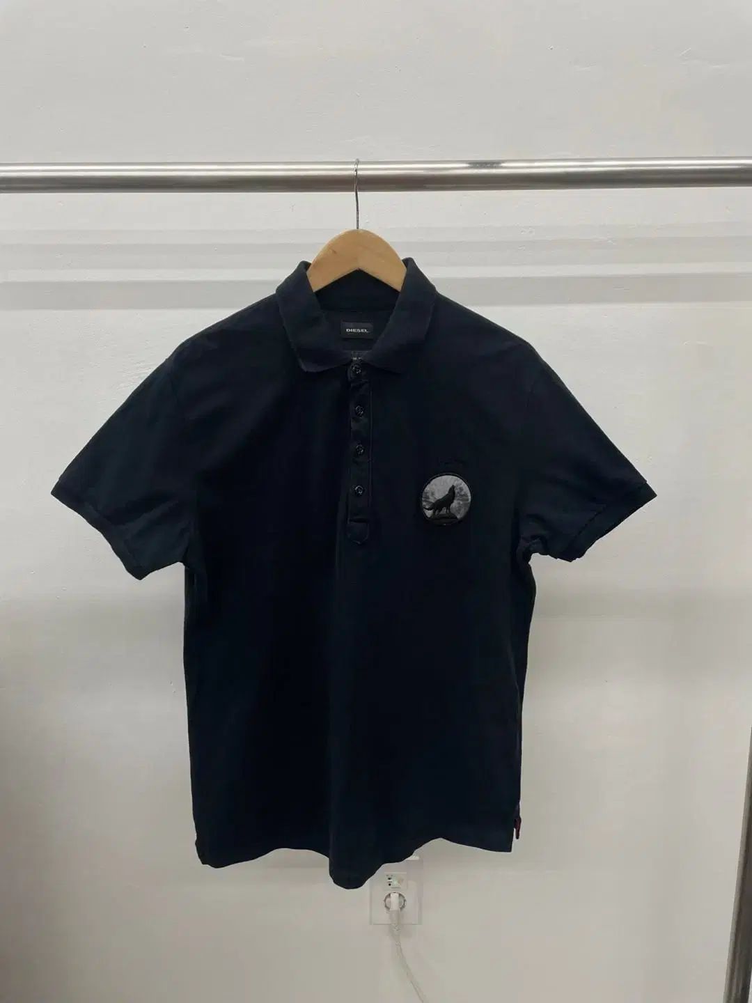 105) DIESEL ウォッシュド 狼 パッチ 半袖 KARA Tシャツ