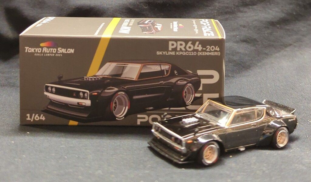 POP RACE 1/64 SKYLINE KPGC110 KENMERI TOKYO AUTO SALON PR64-204