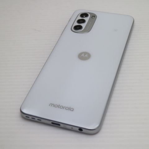 新品同様 SIMフリー moto g52j 5G パールホワイト スマホ 白ロム 土日