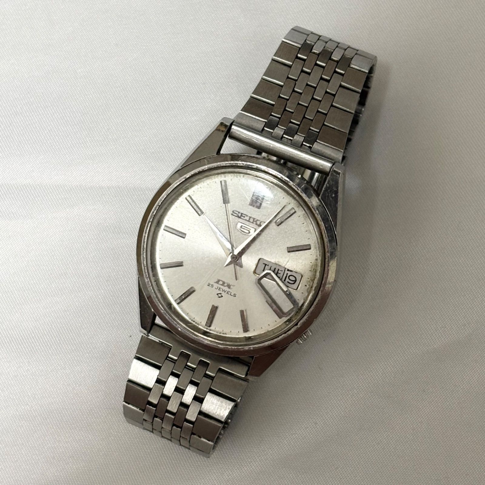送料無料】SEIKO 5/セイコー5/DX/デラックス/6106-8000/シルバー/自動
