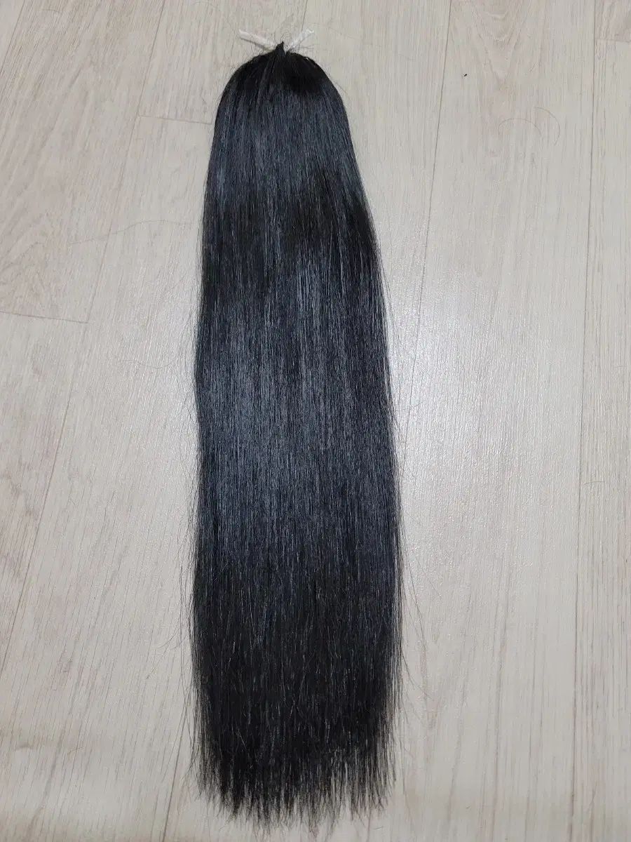 EXTENSIONS 天然ウール 16インチ 210本