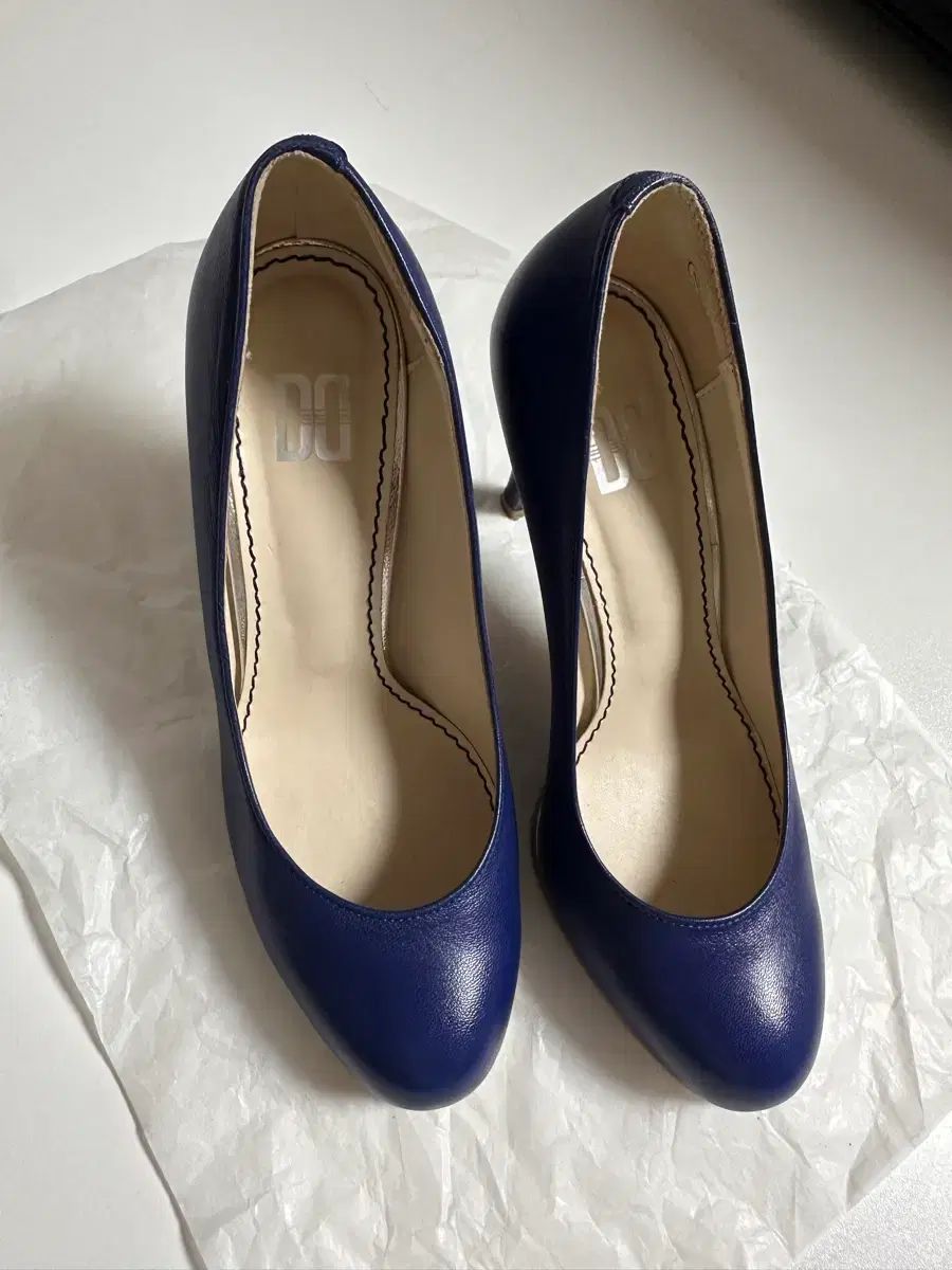 ダックス 靴 シューズ ネイビー パンプス ヒール 一回使用 15万円台購入 235