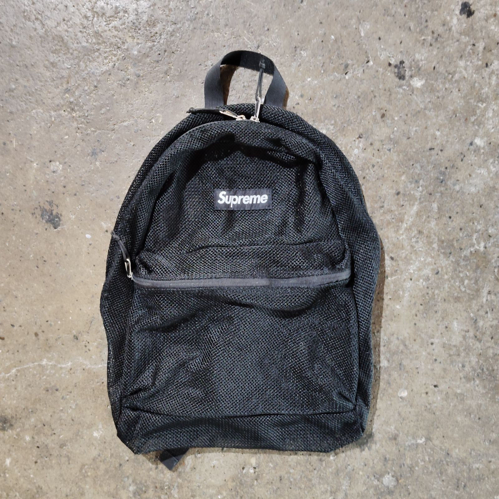 Supreme メッシュリュック ブラック Supreme メッシュ ブラック バックパック 【公式通販】