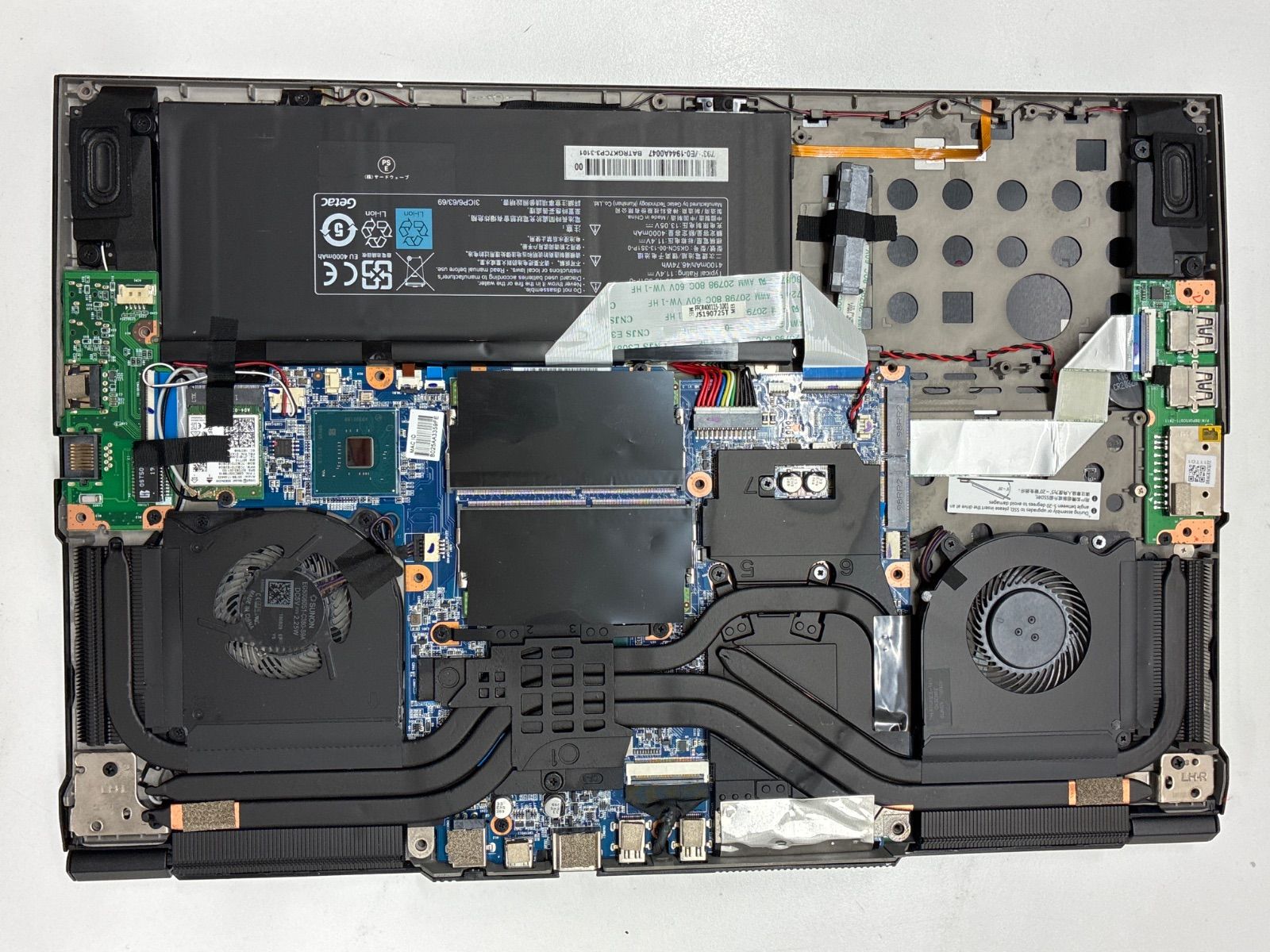 ゲーミングPC GALLERIA GCR2060RGF-E RTX2060 i7-9750H 16GB
