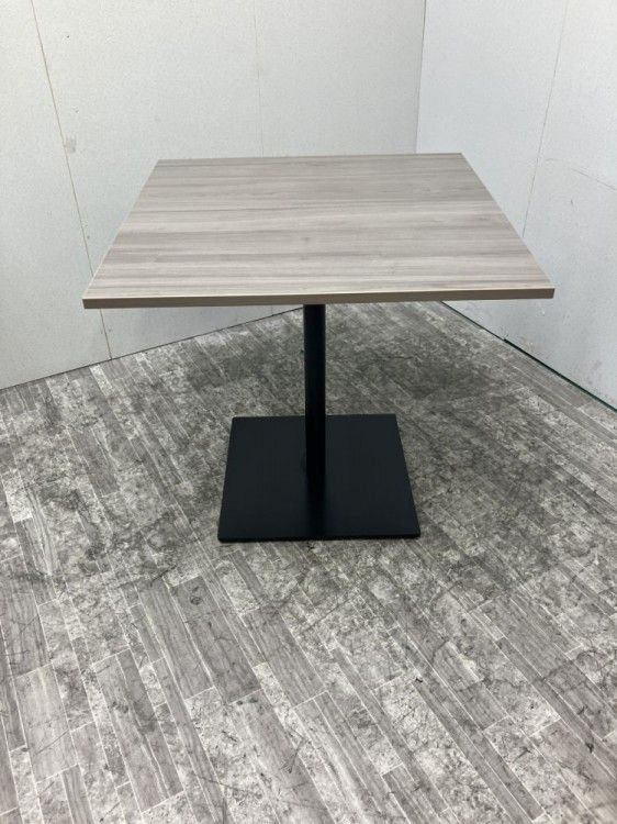 【中古品】コクヨ 750角テーブル ブラウン