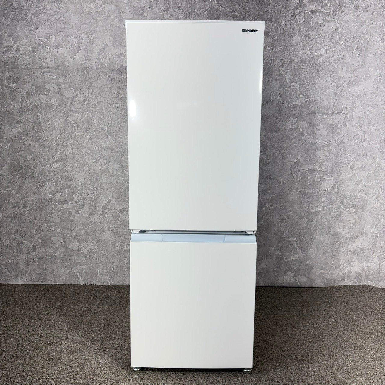 2021年製】美品 SHARP シャープ SJ-18E9-W ノンフロン冷凍冷蔵庫 180L 