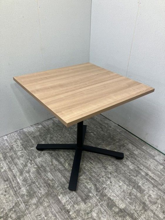 【中古品】コクヨ ビエナシリーズ 750角テーブル MTT-V77MP2 ナチュラル