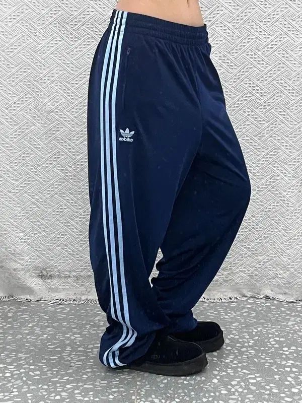 アディダス Y2K レトロ ファイヤーバード トラックパンツ 2XL C11683