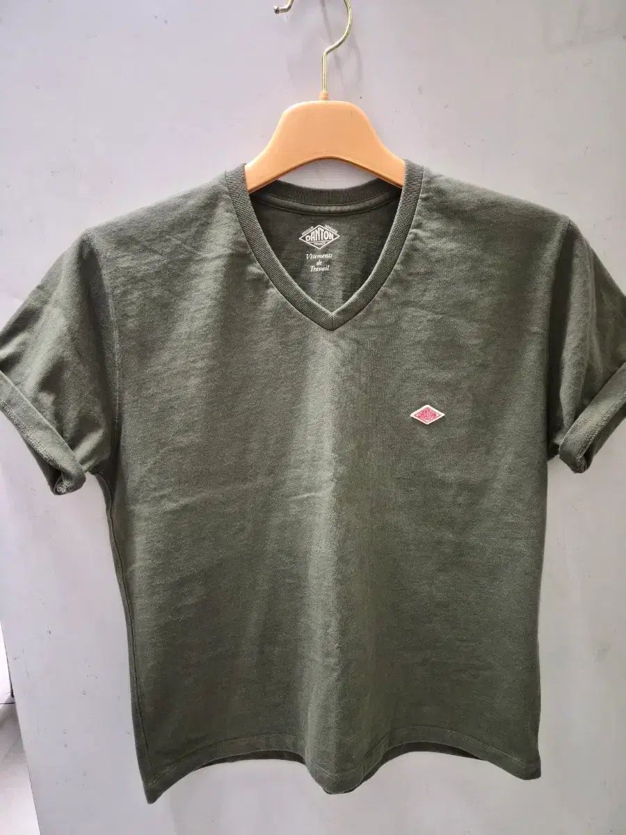 ダントン レディース Vネック Tシャツ 出品