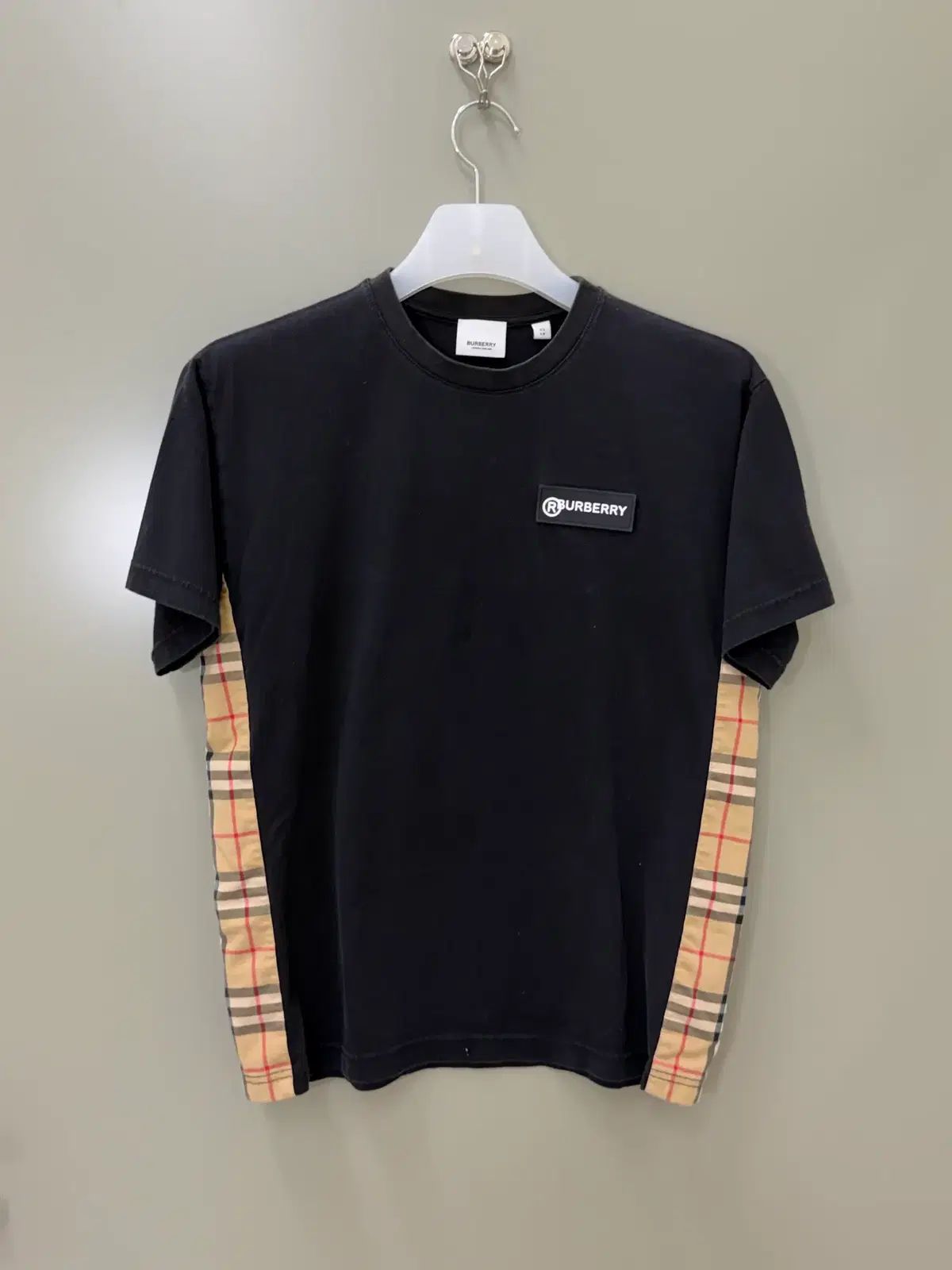 バーバリー 半袖T 9,329円