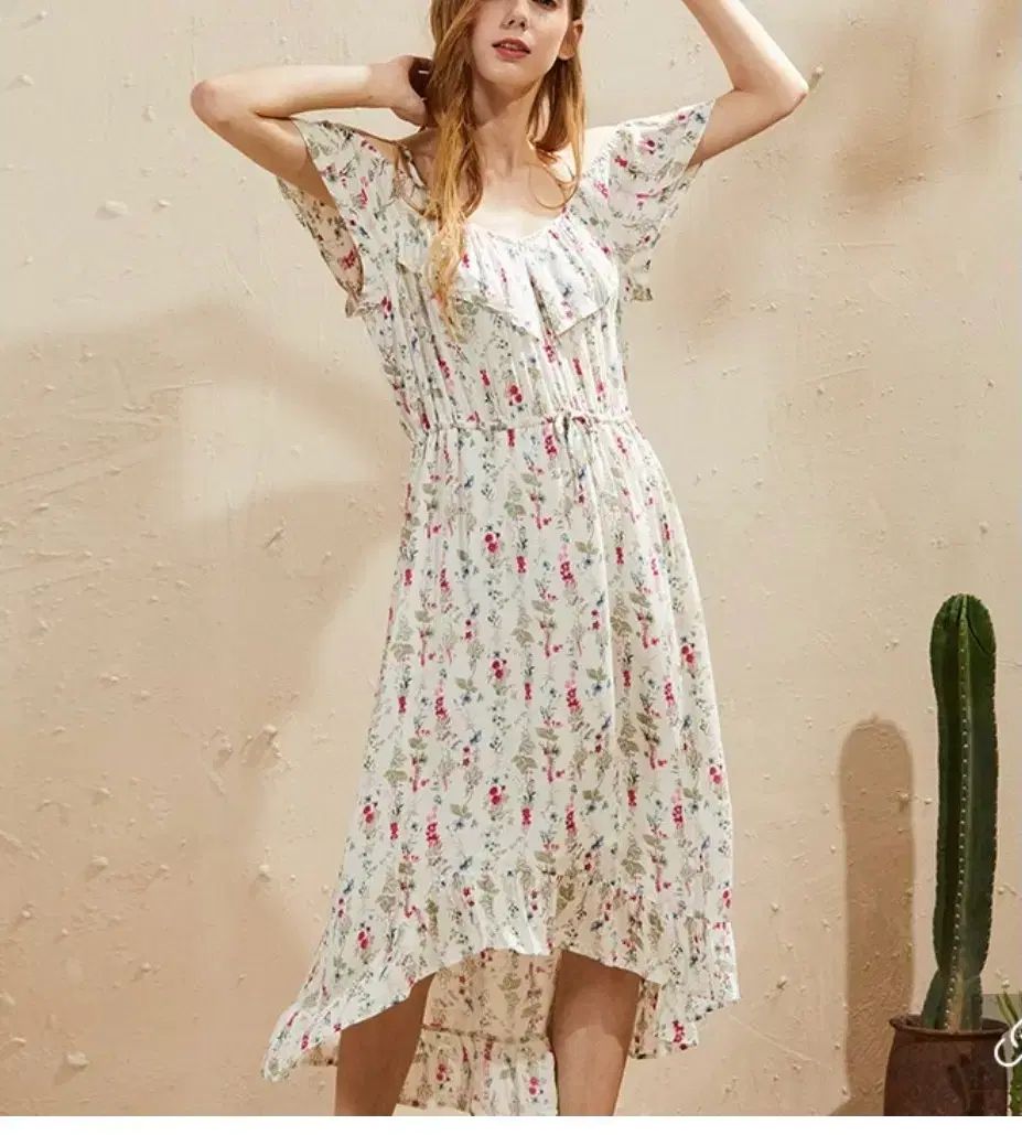 未使用 新品 S オフショルダー アンバランス ロング ONE PIECE Thursday Island