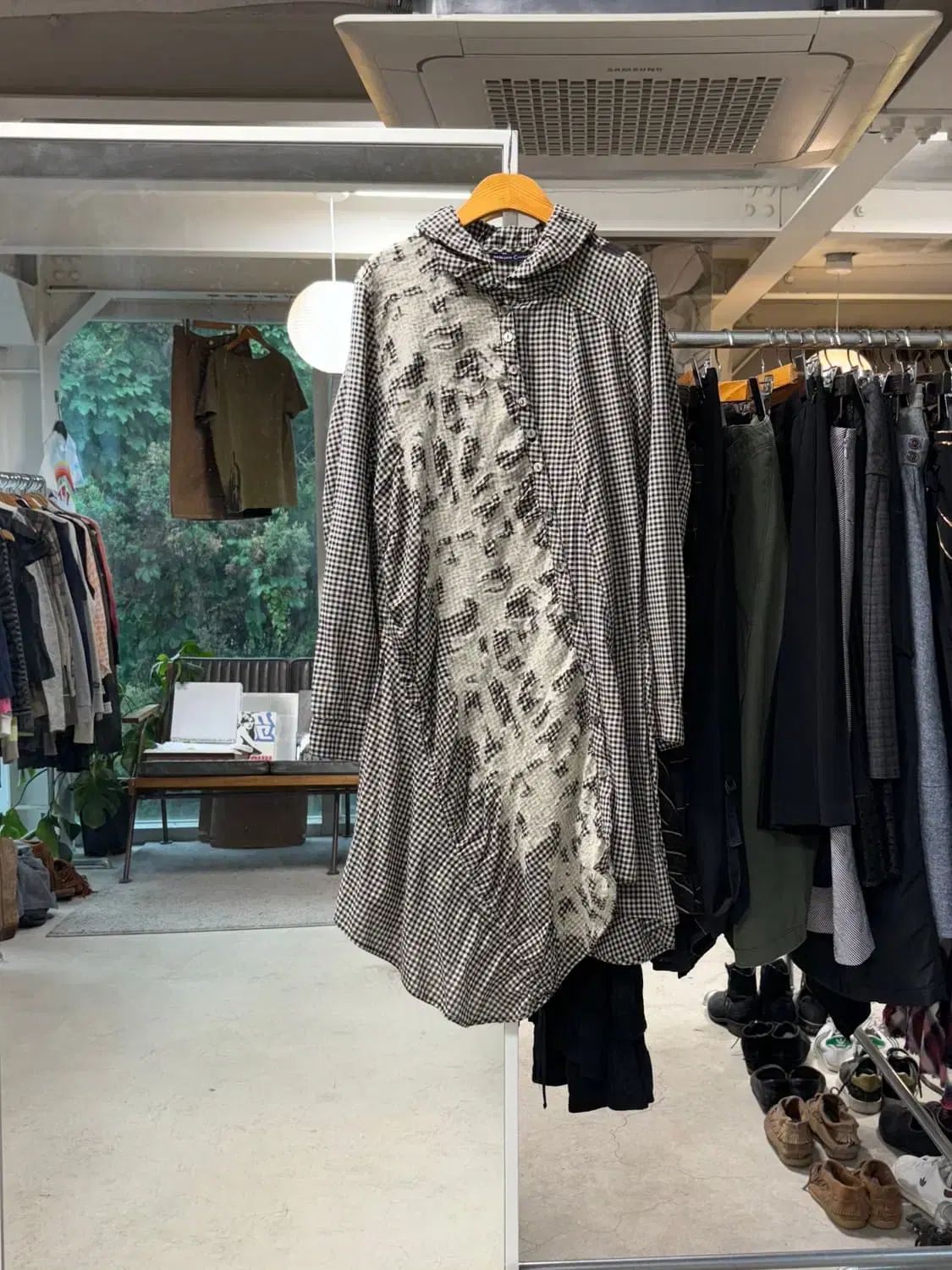 Mb lucas シャーリング アシメントリー シャツ
