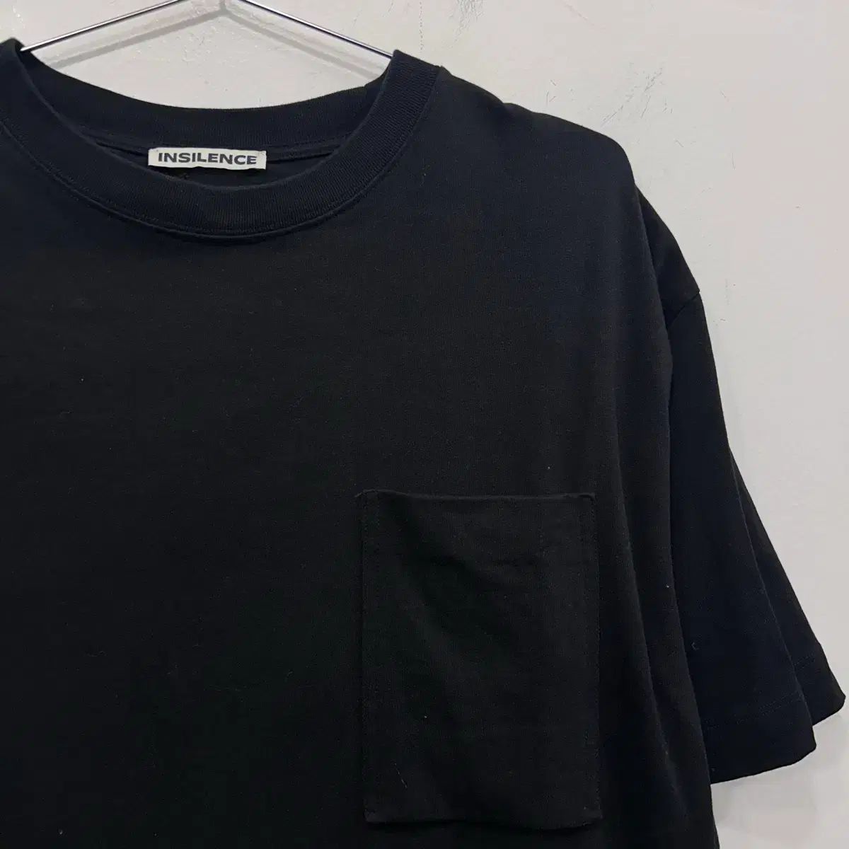 INSILENCE チェストポケット メタルワッペン オーバーサイズ 半袖Tシャツ