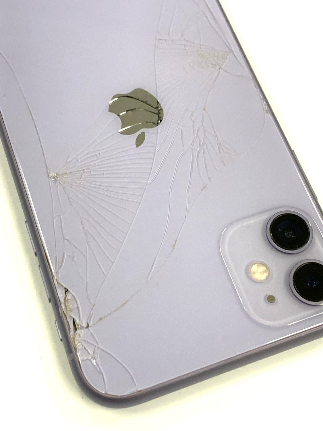 ジャンク 電池82% SIMフリーiPhone11 64B パープル - メルカリ
