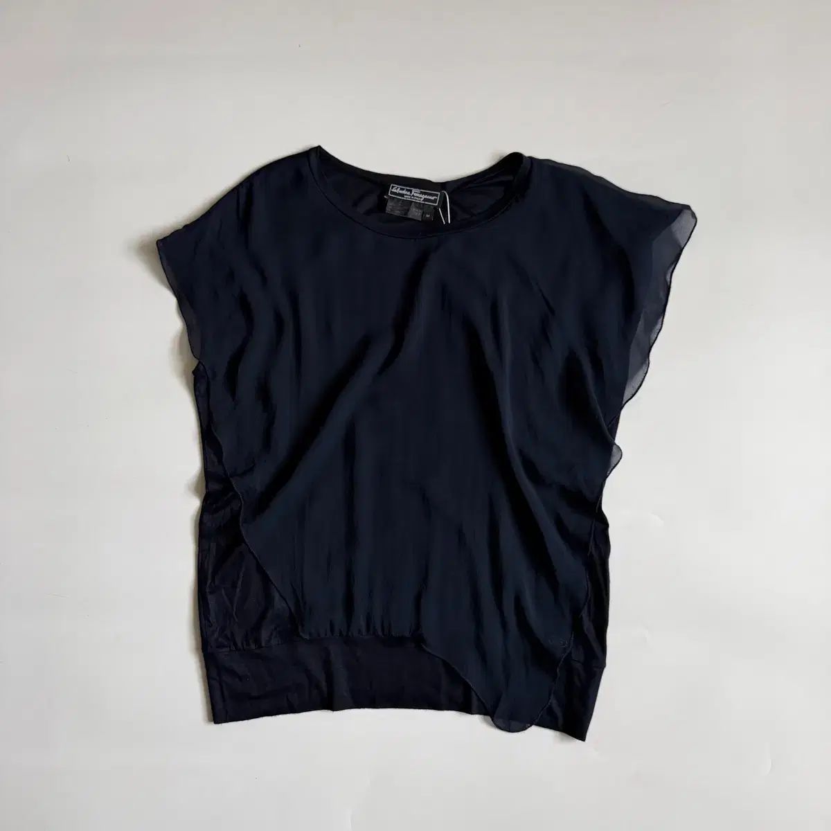 サルヴァトーレ・フェラガモ トップス Salvatore Ferragamo / M 8,331円