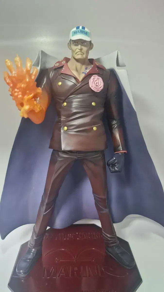 ONE PIECE POP 赤井 フィギュア 出品
