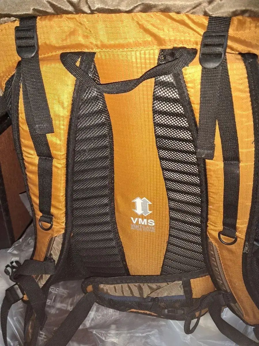 BLACK YAK ブラックヤク オレンジ色 VMS 登山 リュック バックパック