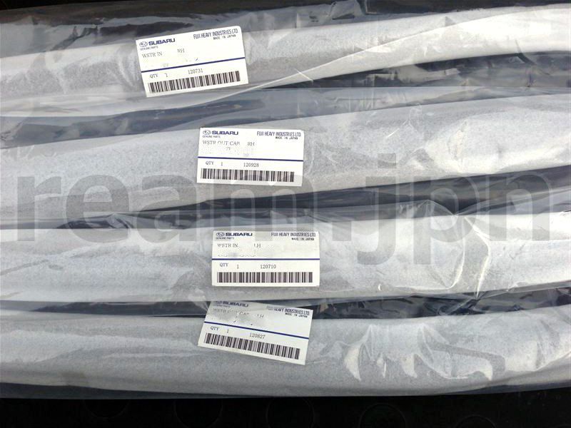 新品 スバル純正 サンバー TV1 TV2 TW1 TW2 TT1 TT2 ウェザーストリップ ドアモール 左右4個セット SAMBAR WEATHER STRIP DOOR IN OUT JDM