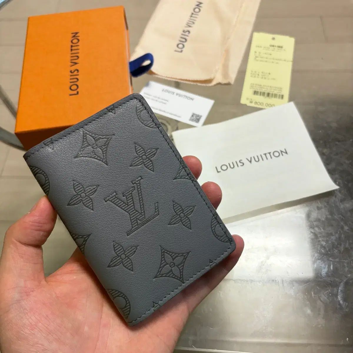 {ほぼ新品/新モデル} Louis Vuitton ルイヴィトン シャドウ オーガナイザー