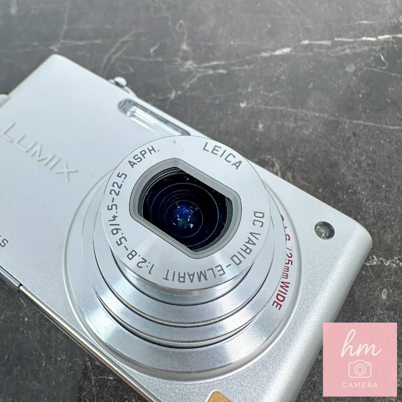 美品】Panasonic LUMIX DMC-FX66 シルバー 1410万画素 光学5倍ズーム