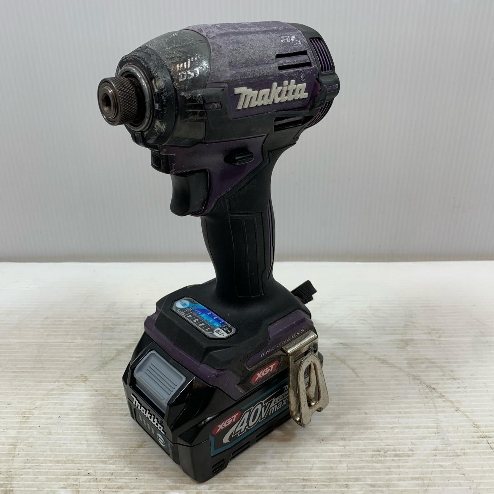 κκMAKITA マキタ 締め付け工具 インパクトドライバコードレス式 バッテリー１個付 TD002G パープル