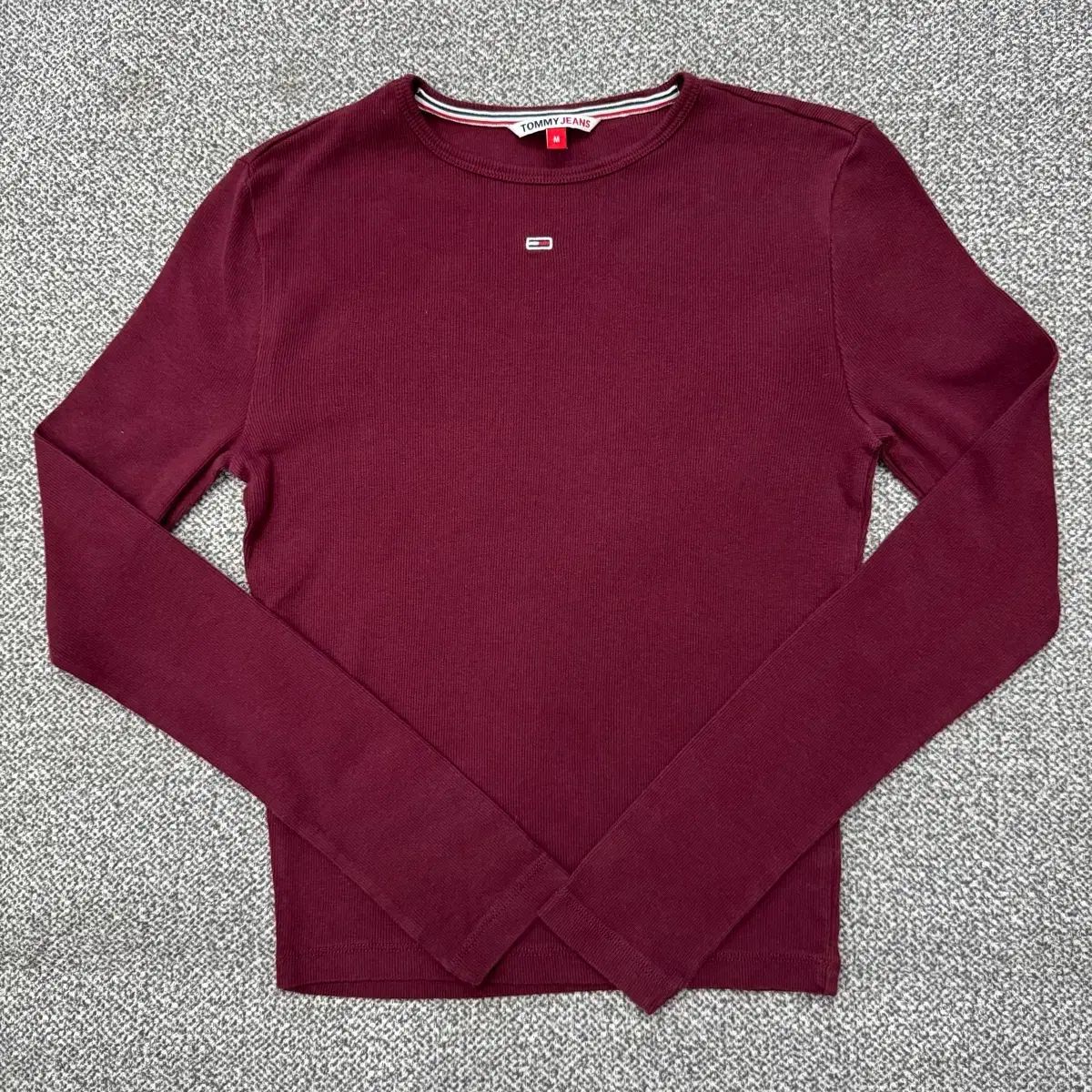 TOMMY JEANS トミー ジーンズ ロングスリーブ