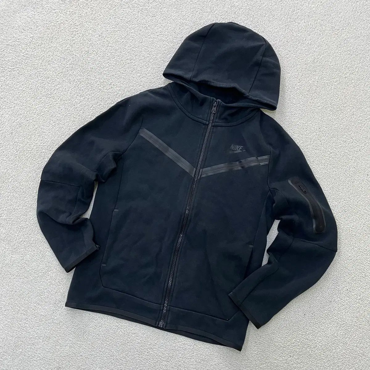 L NIKE キッズ テックパック ジップアップ 0519M