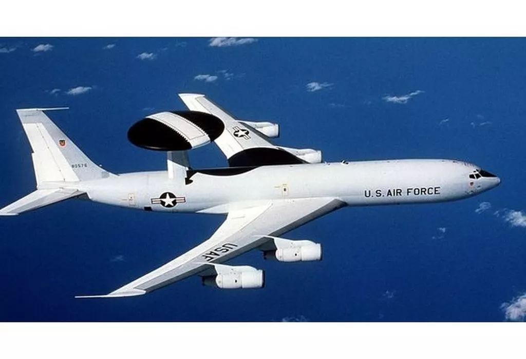 【新品】プラモデル 1/144 アメリカ空軍 E-3A セントリー [03794]