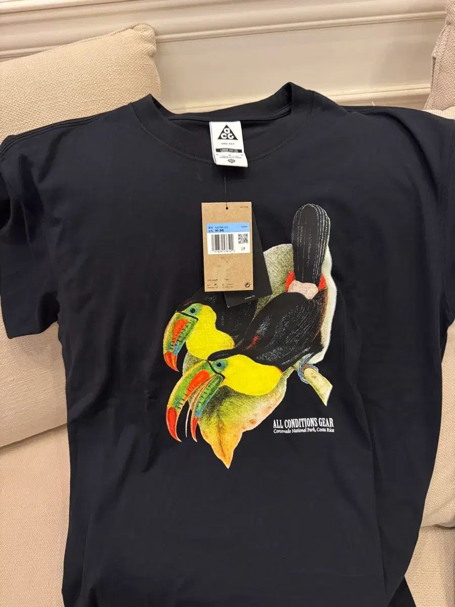 ナイキ acg ドライフィット 半袖Tシャツ M 新品
