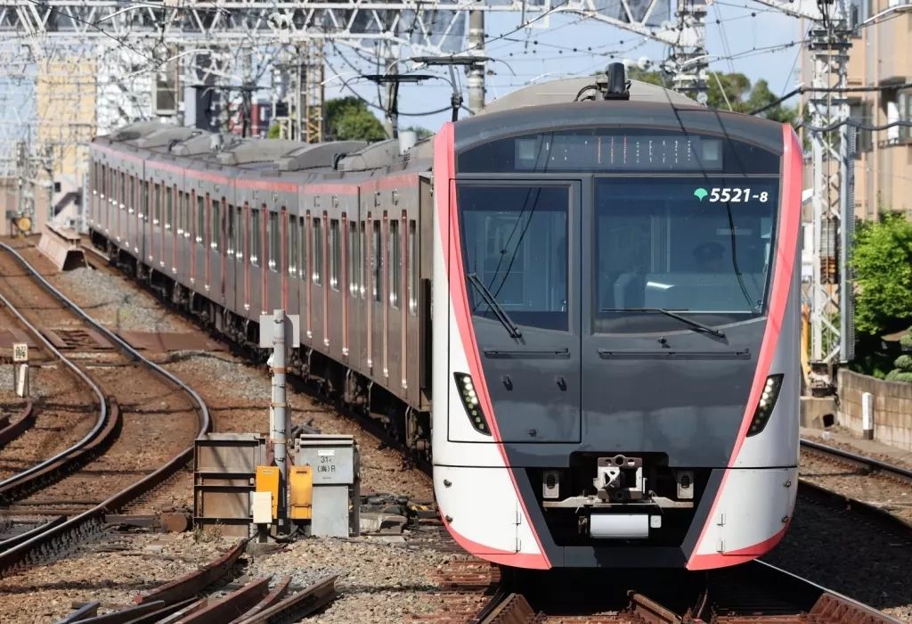 【中古】鉄道模型 1/150 都営5500形 浅草線 後期車アンテナ付8両セット [6086] 23,100円