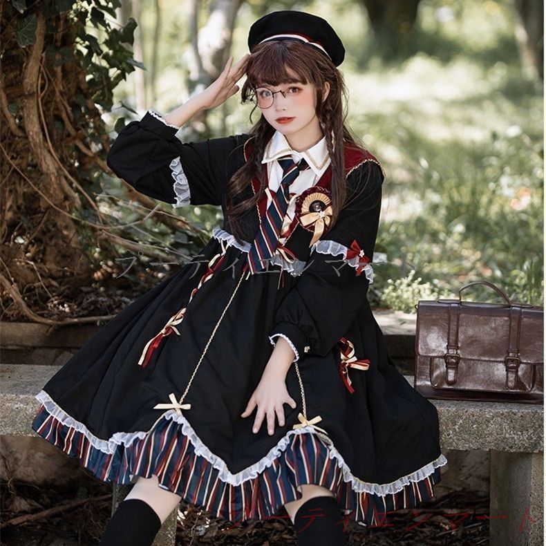 人気商品 魔法少女風 黒色 ロリータ小魔女OPワンピース 衣装セット (帽子、ネクタイ、バッジ付き) ダーク系 ゴスロリ メイドスタイルvs520
