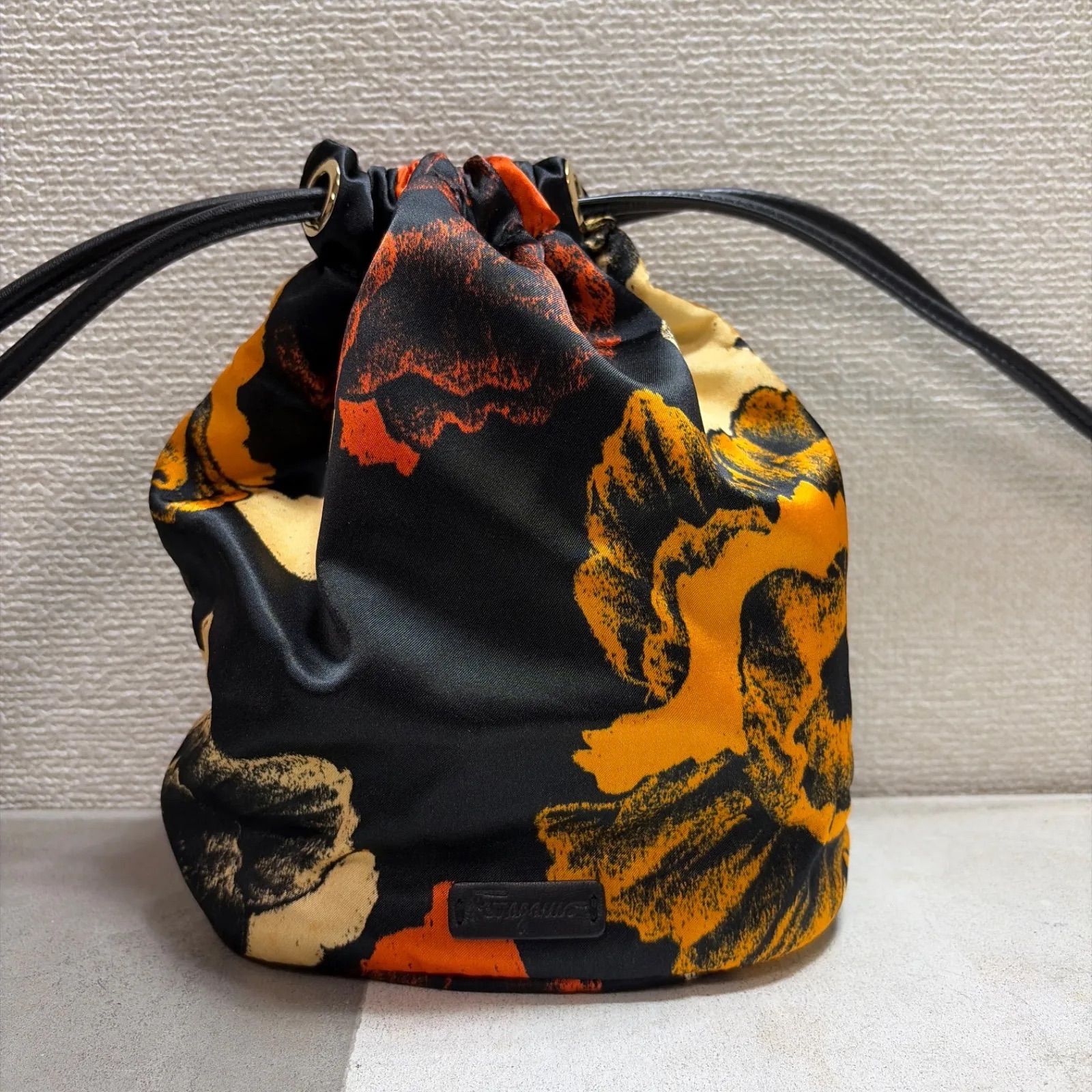 Salvatore Ferragamo FLOWER CAGE POUCH 巾着 サルヴァトーレ フェラガモ ハンドバッグ 花柄