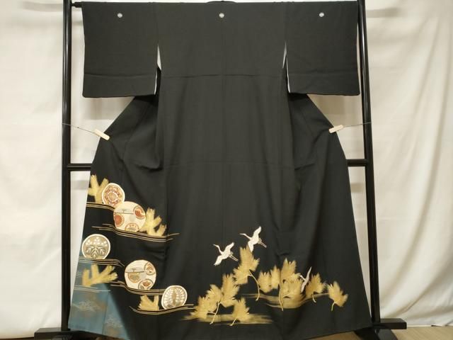 平和屋着物□豪華黒留袖 駒刺繍 飛鶴花蝶丸文 暈し染め 金彩 正絹 逸品