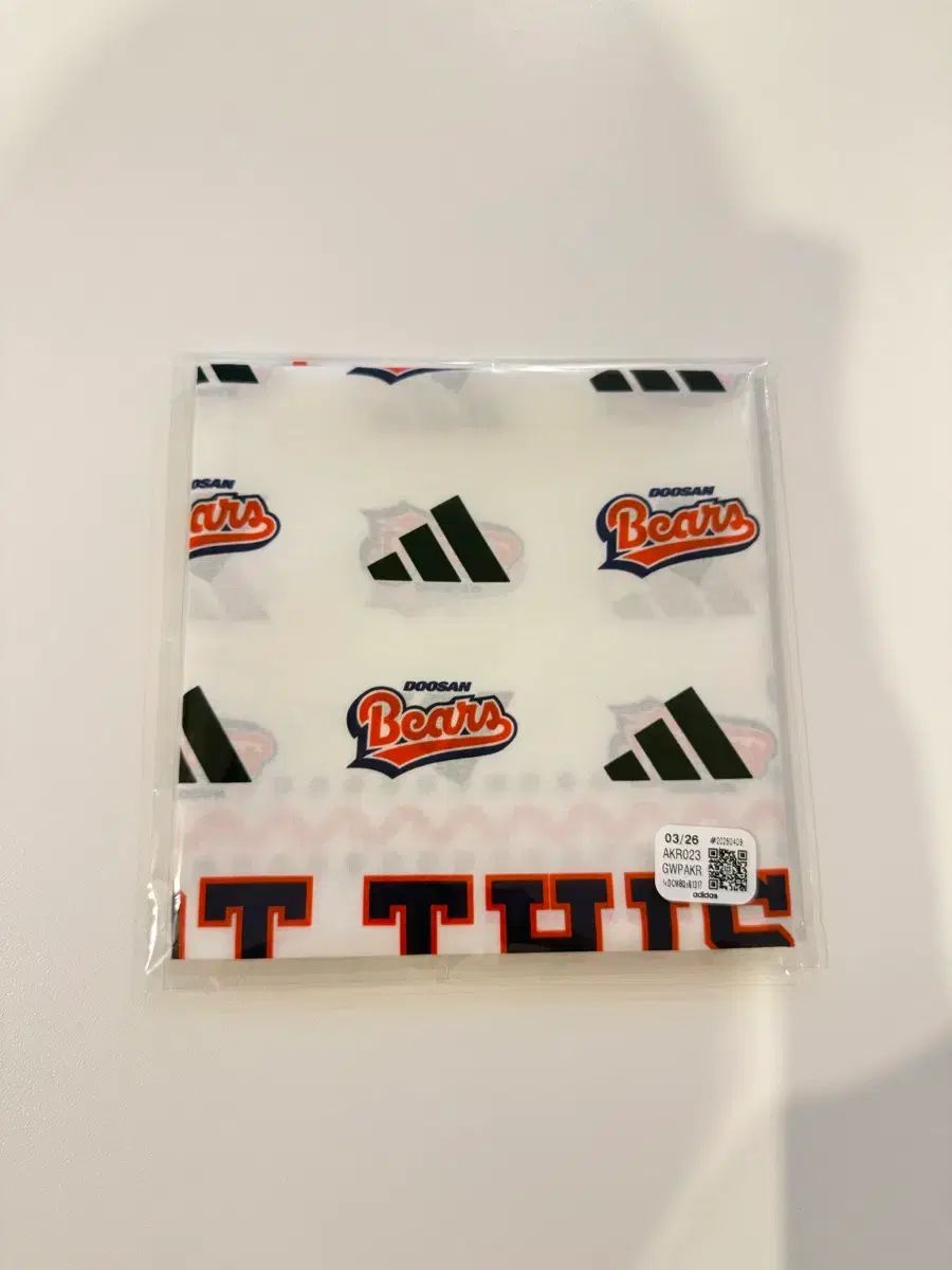 未開封新品 斗山 BEARS adidas バンダナ