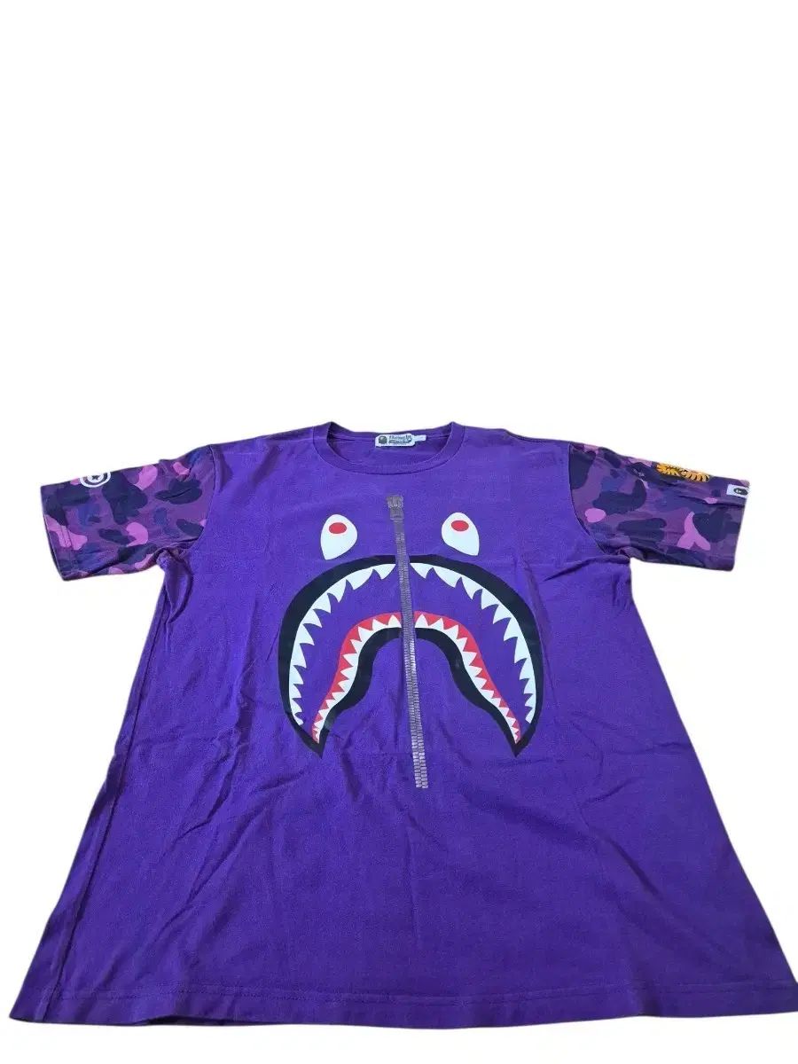 A BATHING APE アベイシングエイプ ベイプ シャーク Tシャツ パープル カモフラ