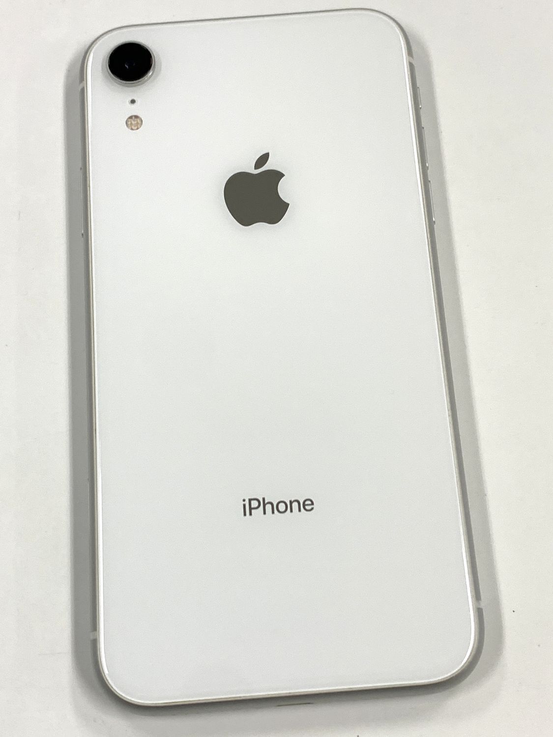 美品 iPhoneXR 64GB ホワイト SIMフリー バッテリー90% - メルカリ