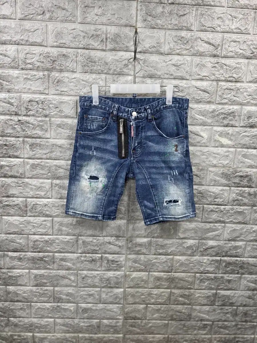 DSQUARED2 ディースクエアード2 デニム ハーフパンツ ダメージジーン 5分 ウエスト 29インチ メンズ レディース ユニセックス