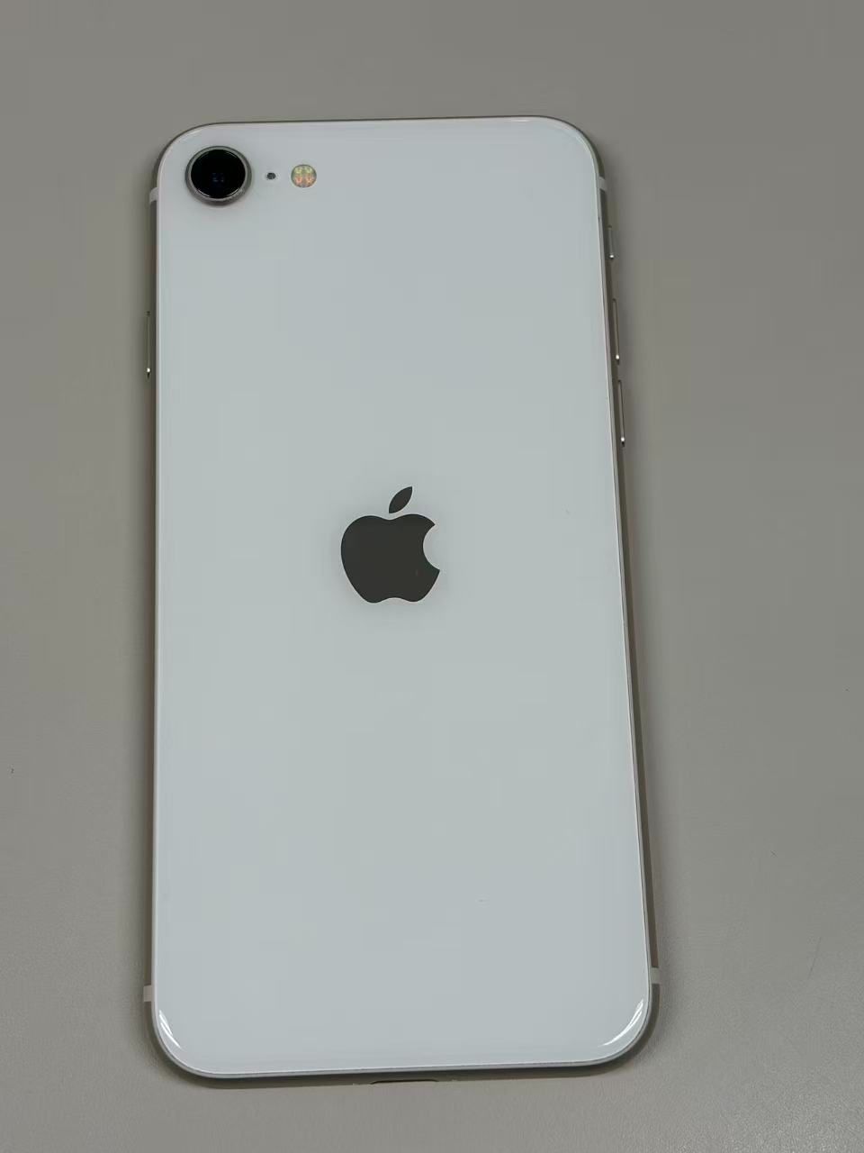 極美品 電池87%SIMフリー iPhone SE(第3世代) 64GB - メルカリ