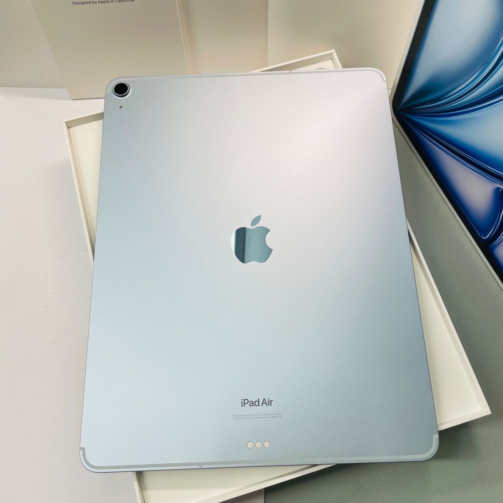 iPad Air 13インチ M2 256GB WIFI+セルラー