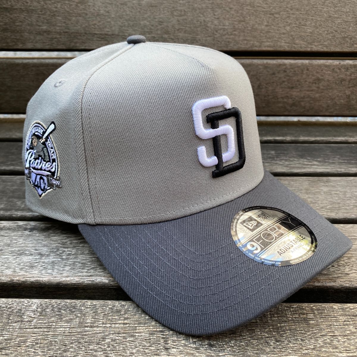 海外限定 Newera ニューエラ 9Forty Aフレーム SD Padres サンディエゴ パドレス 40周年記念 キャップ (940-311)