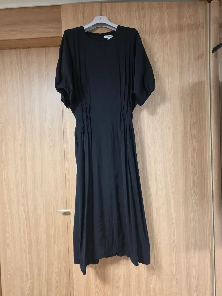 COSファーパフスリーブ ロング ONE PIECE 42