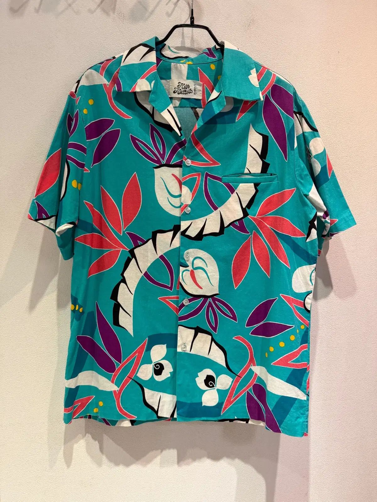 Hilo Hattie アロハシャツ（ハワイ製）