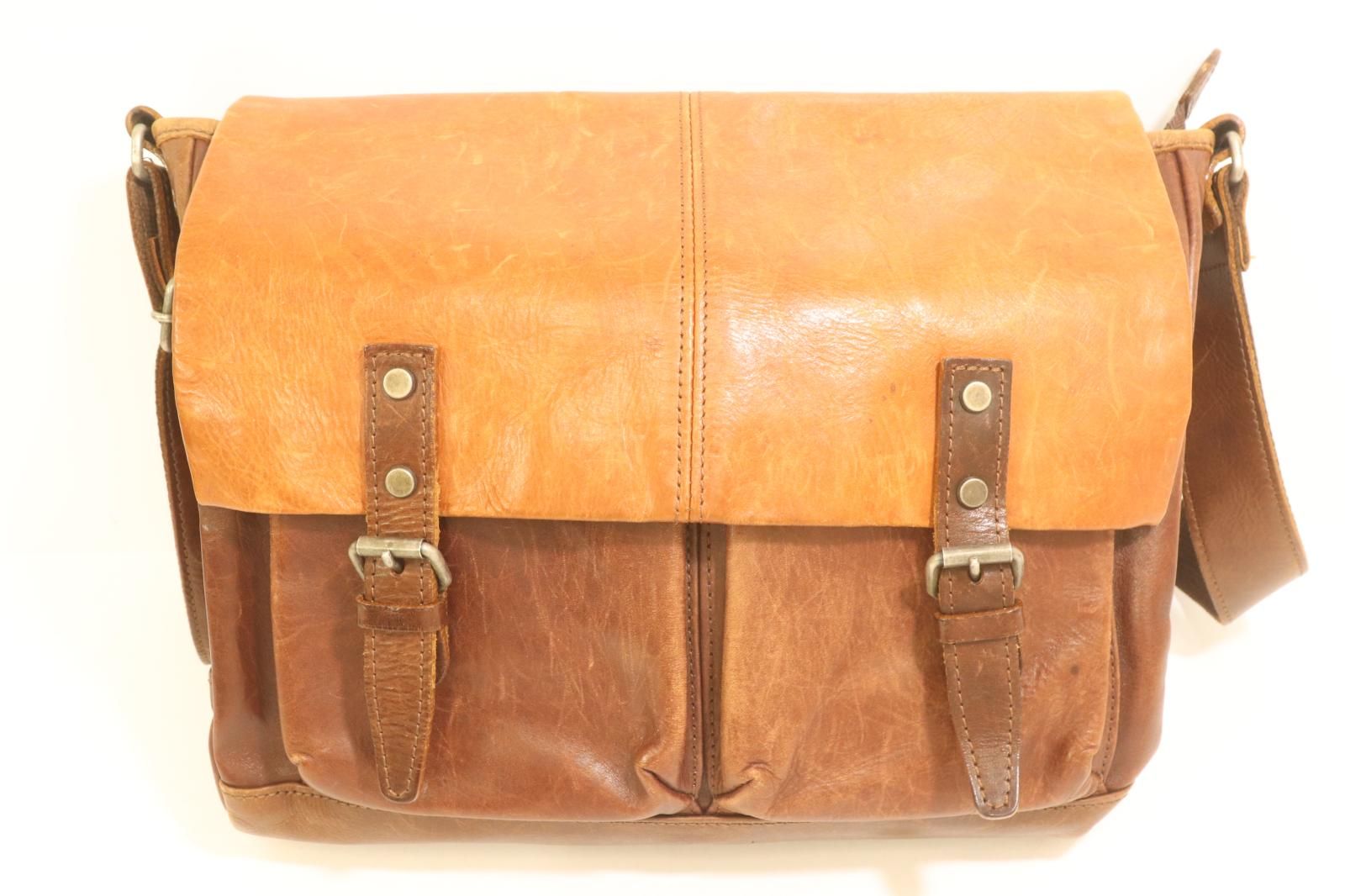 【中古】 BAGGY PORT メンズショルダーバッグ -- レザーショルダーバッグ BAGGY PORT -- 茶 ブラウン