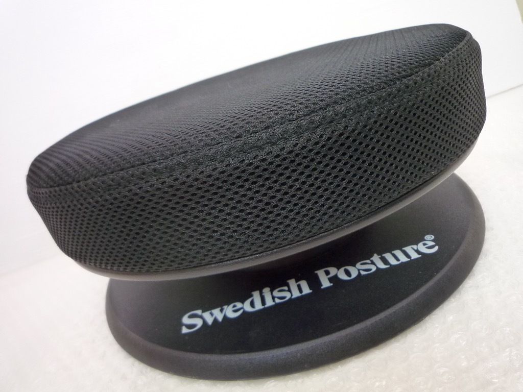 スウェーデン発 Swedish Posture 健康器具 骨盤矯正グッズ バランスシート 骨盤スタビライザー 姿勢 腹筋 体幹運動 美品 必見 お買得 8,160円