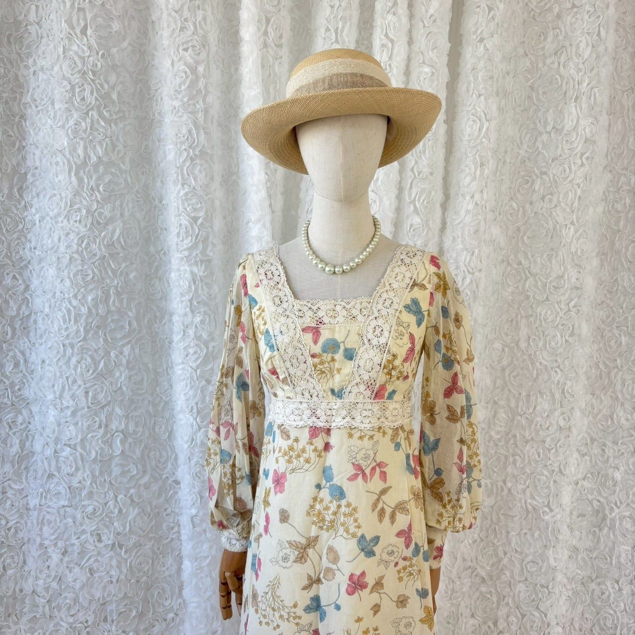 ヴィンテージ 花柄ワンピース レース装飾 ロング丈 パステル フラワー 