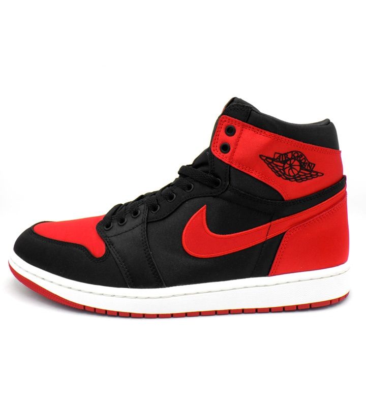 ナイキ NIKE 【 WMNS AIR JORDAN 1 Retro High OG Satin Bred FD4810 061 】 ウィメンズ エア ジョーダン 1 レトロ ハイ サテン ブレッド スニーカー f30908
