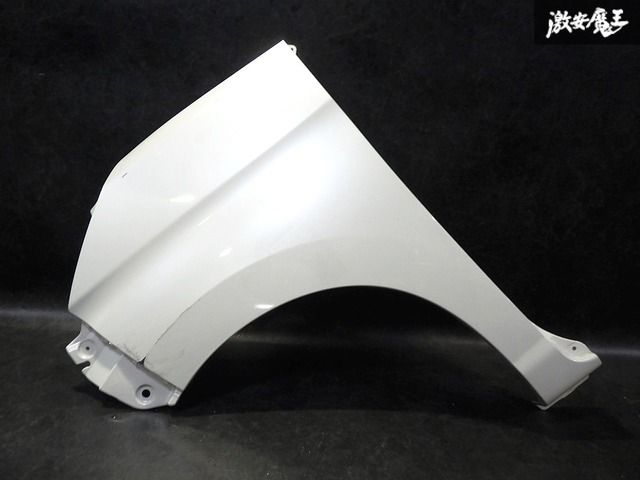 【破損なし！即発送】トヨタ 純正 M900A M910A ルーミー カスタム フロント フェンダー 左 左側 助手席側 W24 パールホワイト3 53812-B1280