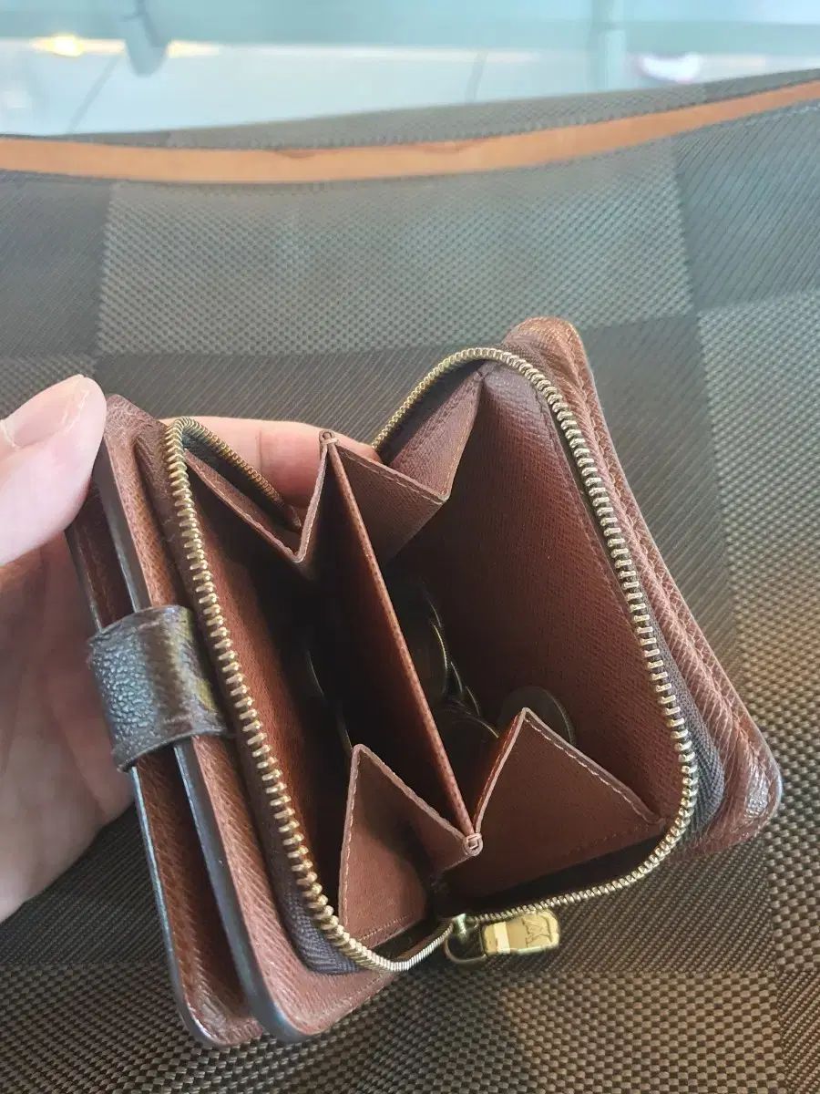 ルイヴィトン 正規品 財布 20,345円
